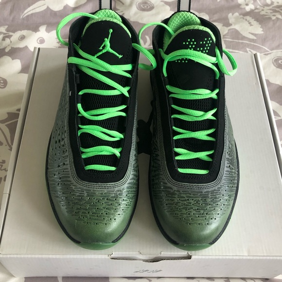 Air Jordan 2011 Warrior pack - neon lime/black retro - Picture 1 of 8
